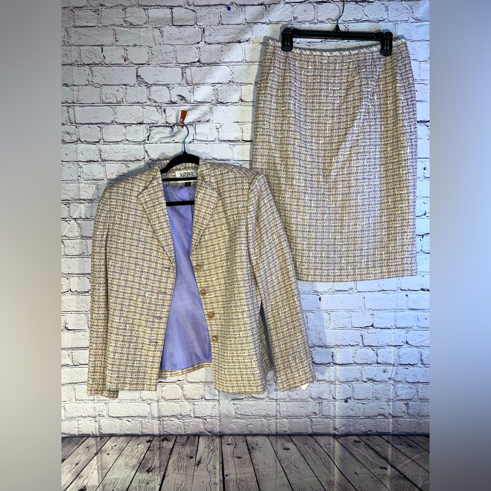 KASPER. ASL. NEW Ladies multicolor color 2-piece skirt and jacket suit. Size 12